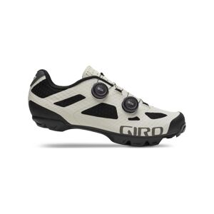 GIRO Cyklistické tretry - SECTOR - bílá/černá 42