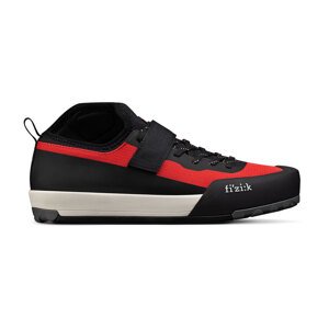 FIZIK TRETRY GRAVITA TENSOR 2024 42 černá/červená
