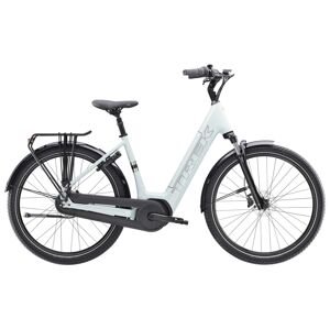 Trek District+ 3 Lowstep 545WH 2025 XL světle šedá
